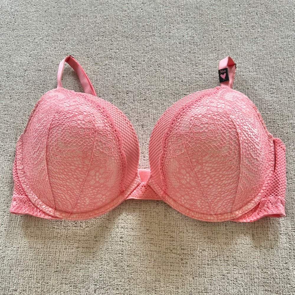 Victoria's Secret Very Sexy Lace Push-Up Bra 36D Pink Coral Underwire Lingerie